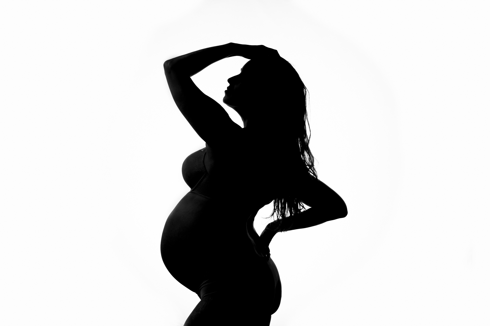 cleveland maternity silohuette high key